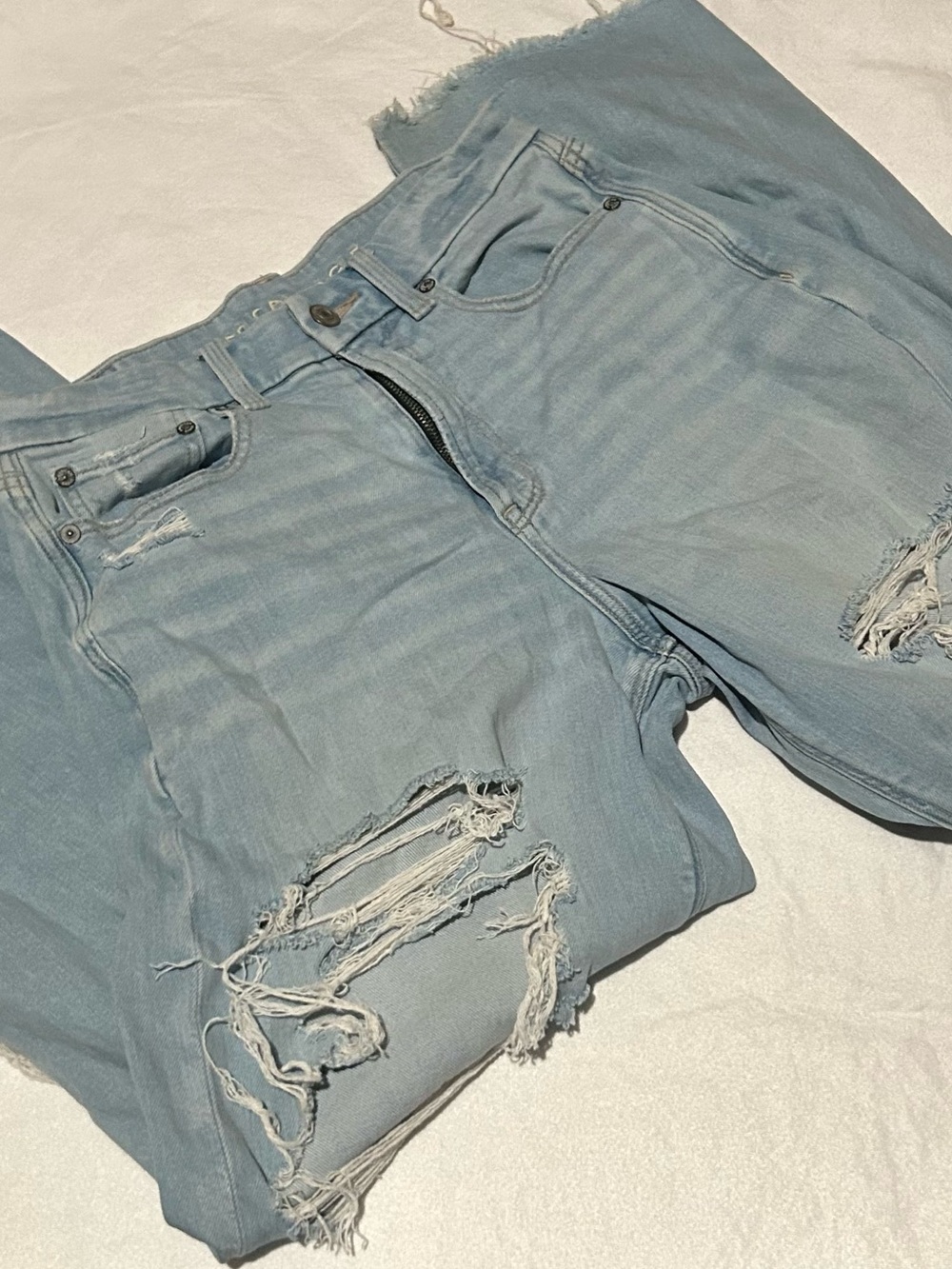 American Eagle curvy super high rise baggy wide leg jeans size 6s distressed